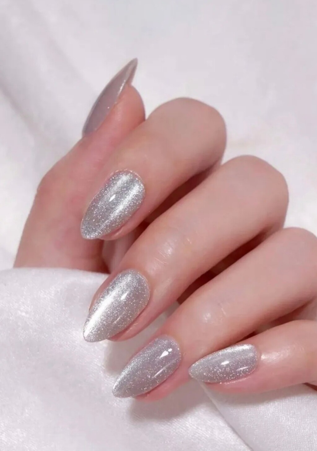Srebrne manikure