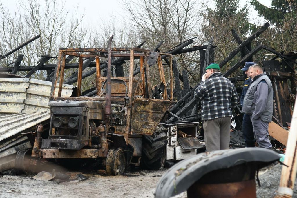 U Ivanovom Selu izgorio OPG - 1