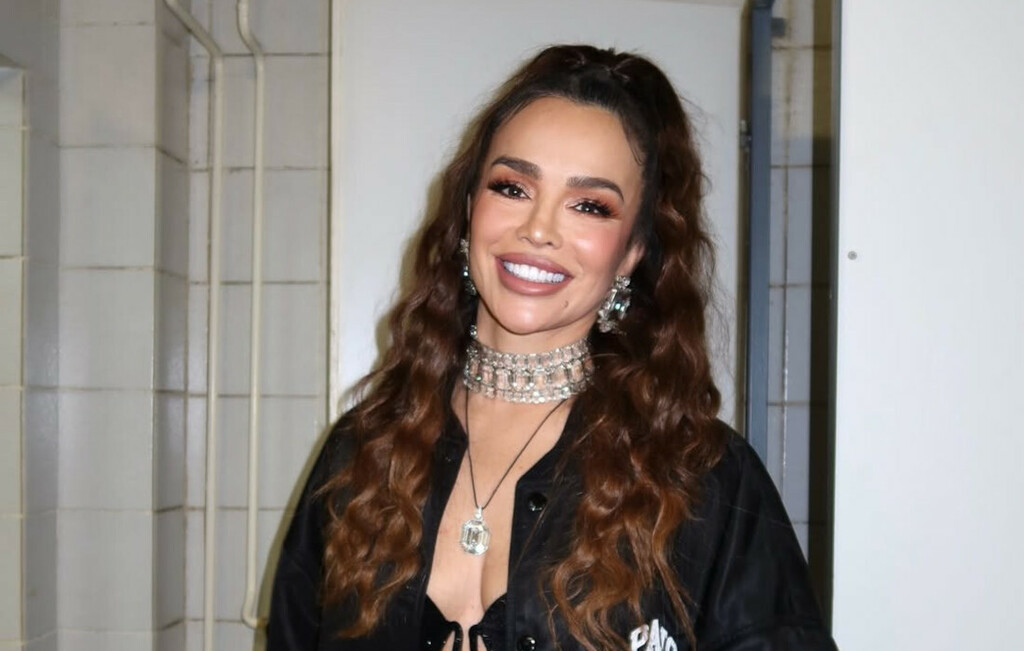 Severina u čizmama modne kuće Balenciaga - 3