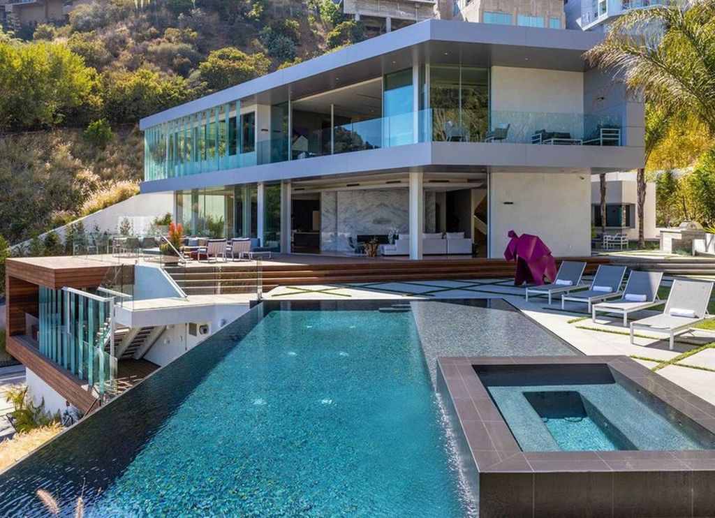 Bivša vila Brittany Murphy - 2