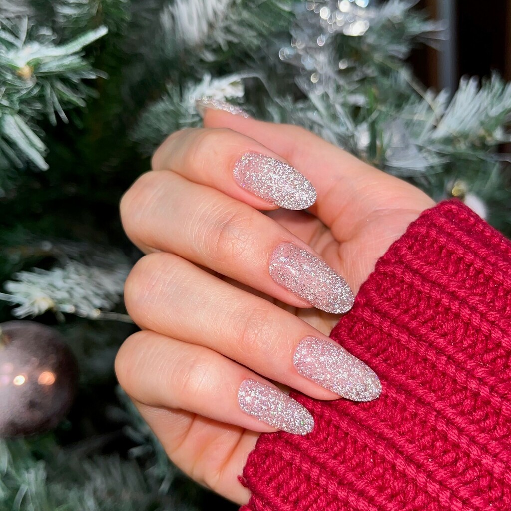 Svjetlucave manikure