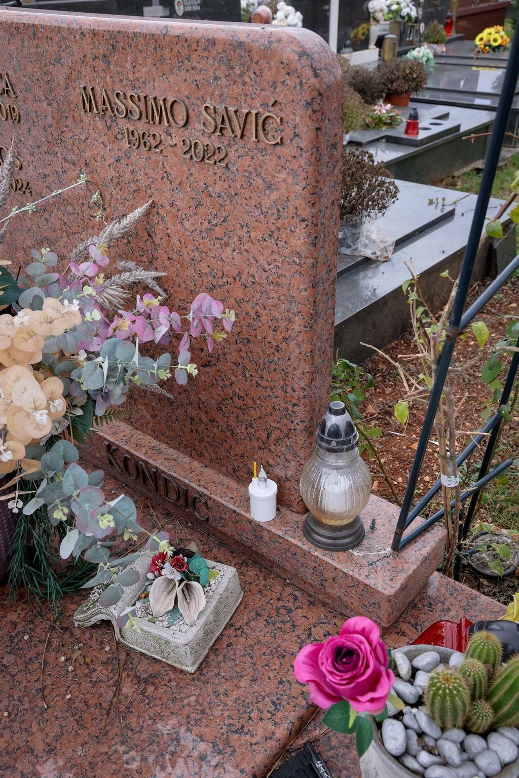 Grob Massima Savića - 3