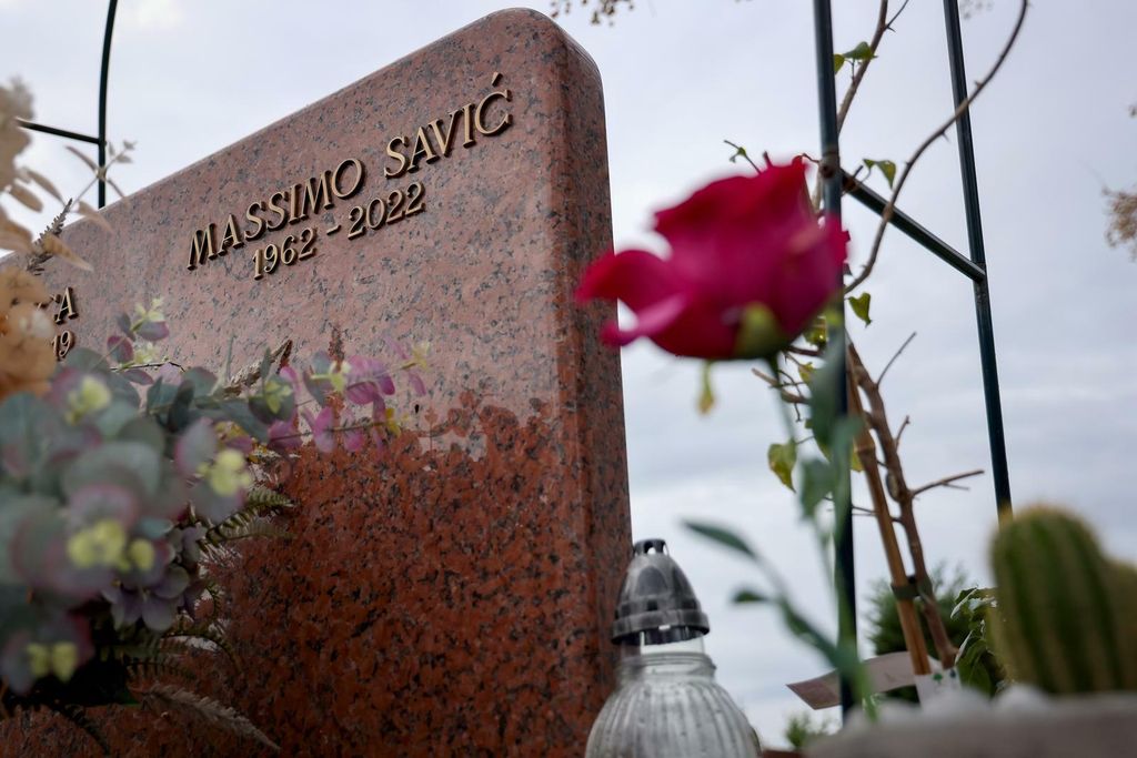 Grob Massima Savića - 4