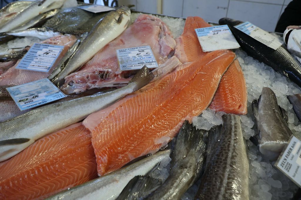 Ponuda u splitskoj ribarnici na Badnjak - 9