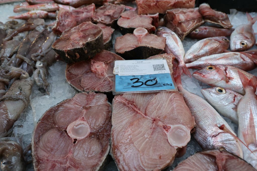 Ponuda u splitskoj ribarnici na Badnjak - 9