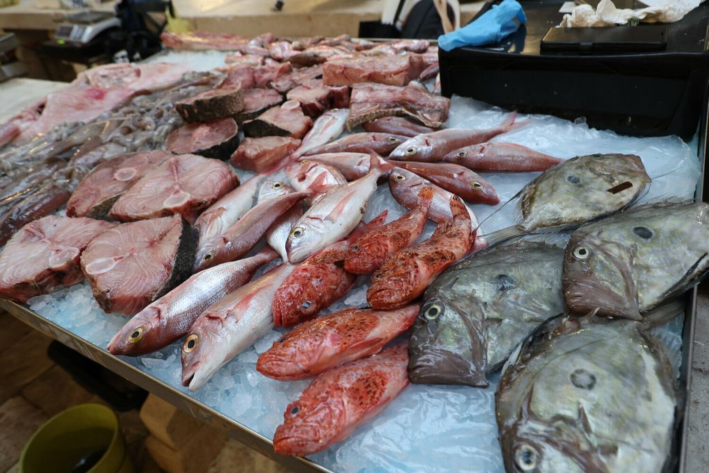 Ponuda u splitskoj ribarnici na Badnjak - 9