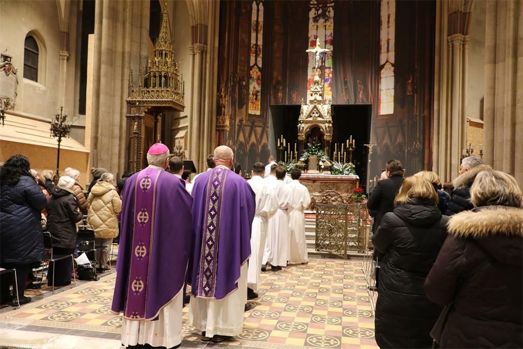 Održana prva misa u obnovljenoj Zagrebačkoj katedrali - 9