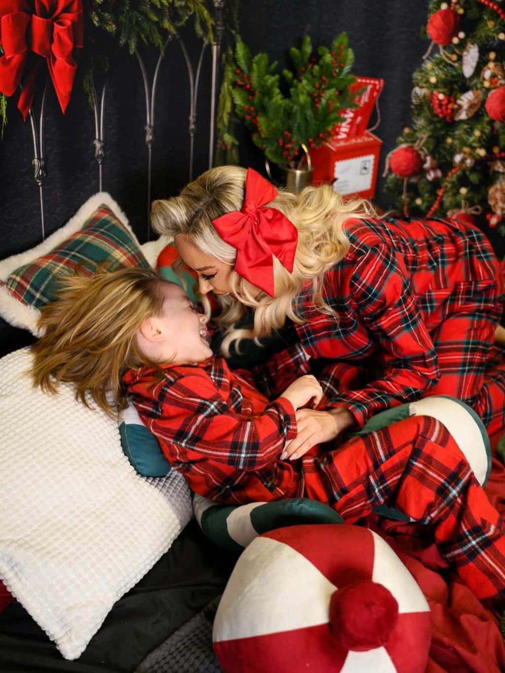 Maja Šuput, Bloom Tatarinov