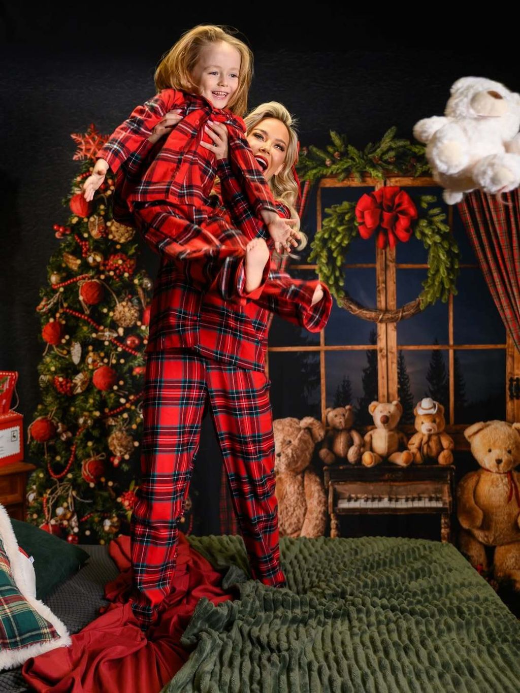 Maja Šuput, Bloom Tatarinov