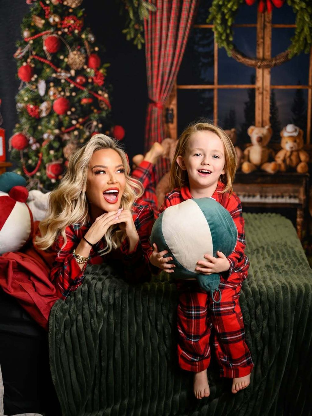 Maja Šuput, Bloom Tatarinov