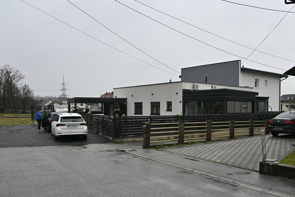 Na terasu obiteljske kuće u Sesvetama bačena eksplozivna naprava - 4