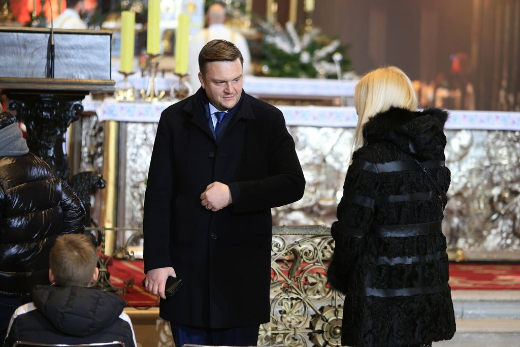 Polnoćku u Zagrebačkoj katedrali nakon pet godina obnove predvodio zagrebački nadbiskup Dražen Kutleša - 32