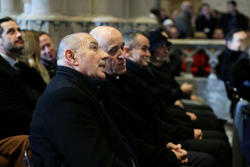 Polnoćku u Zagrebačkoj katedrali nakon pet godina obnove predvodio zagrebački nadbiskup Dražen Kutleša - 32