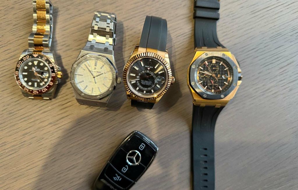 Zaplijenjeni skupocjeni satovi i automobili: Razbijena kriminalna grupa koja je uzgajala i prodavala marihuanu, uhićenja u tri države - 2