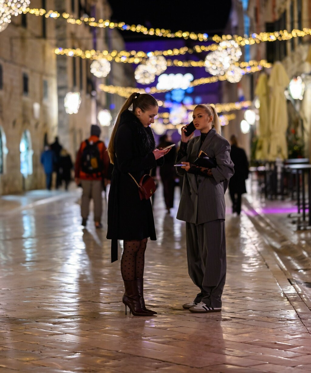 Mala crna haljina hit je i na ulicama Dubrovnika - 6