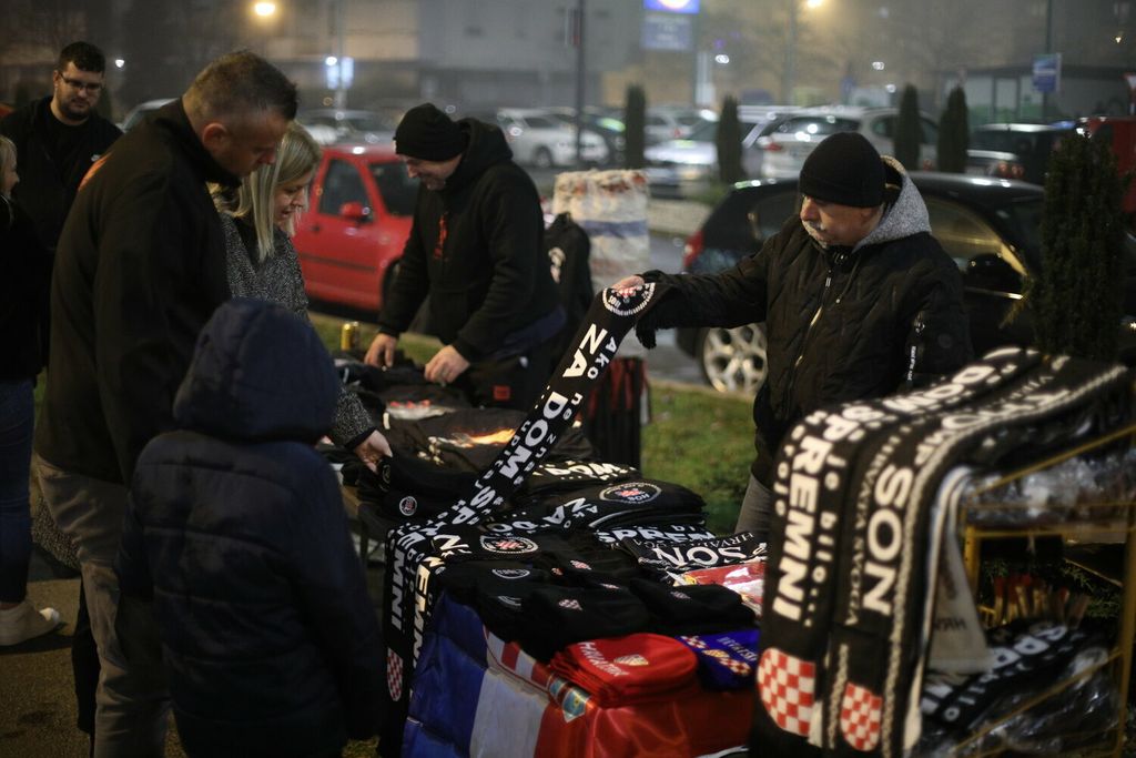 Atmosfera prije Thompsonova koncerta - 9