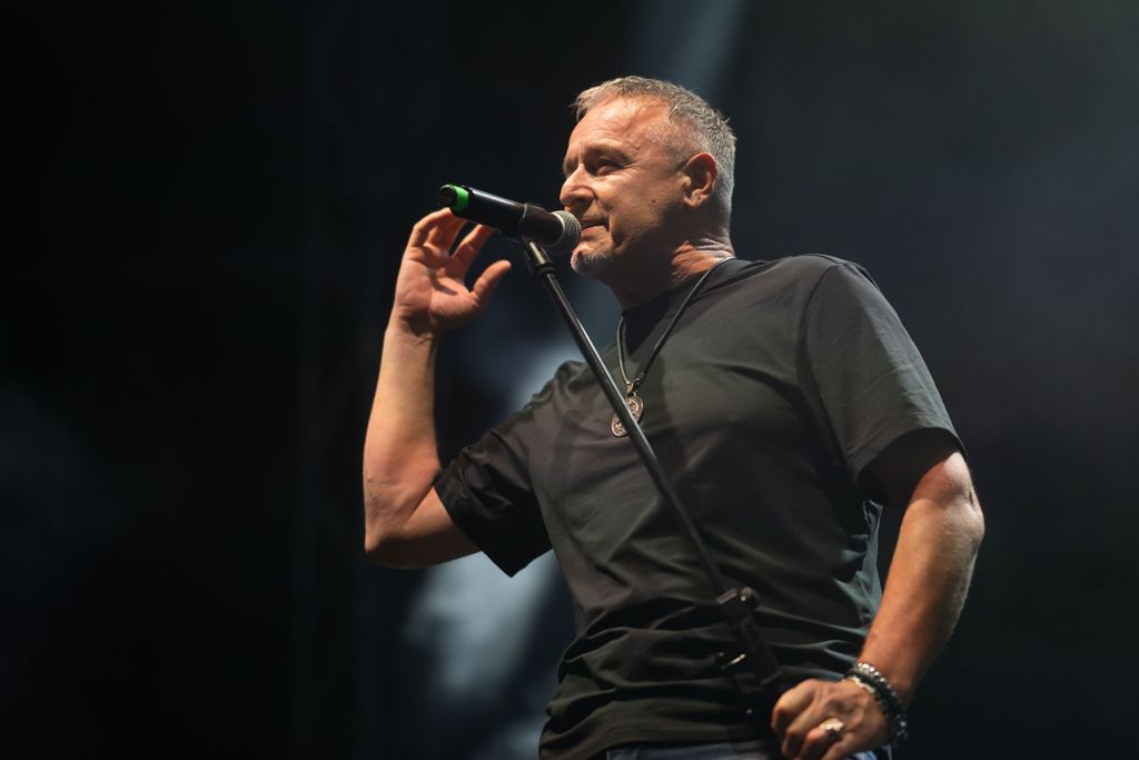 Thompson i Tomašević; Ilustracija