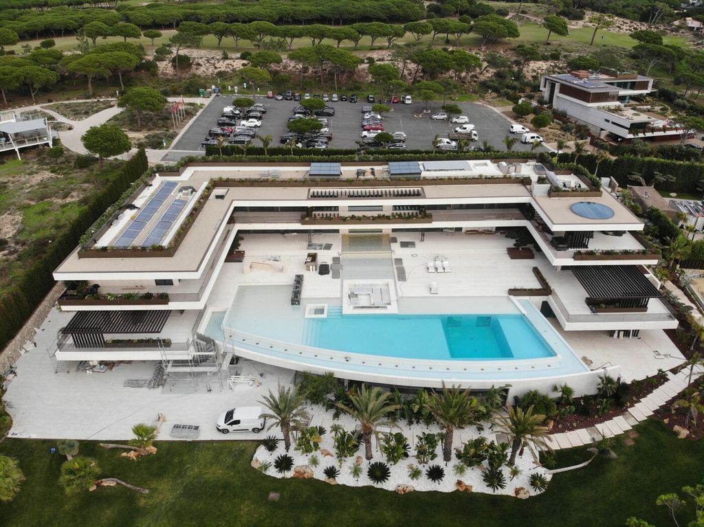 Vila Cristiana Ronalda u Portugalu