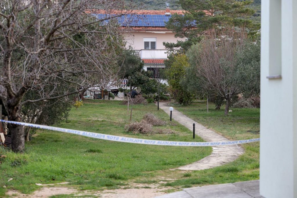 Pronađena tijela u kući u Sukošanu - 4