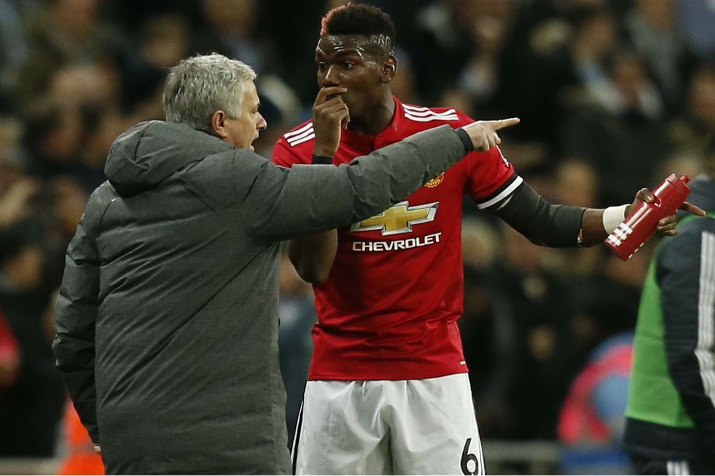 Jose Mourinho i Paul Pogba (Foto: AFP)