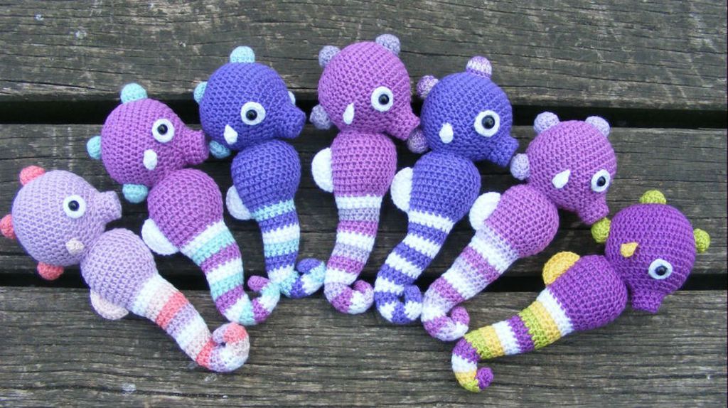 Heklane igračke i modni dodaci koje izrađuje mama Ana Marija Mužević