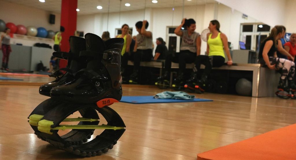 Kangoo Jumps trening čuva koljena, skida kalorije i uklanja celulit