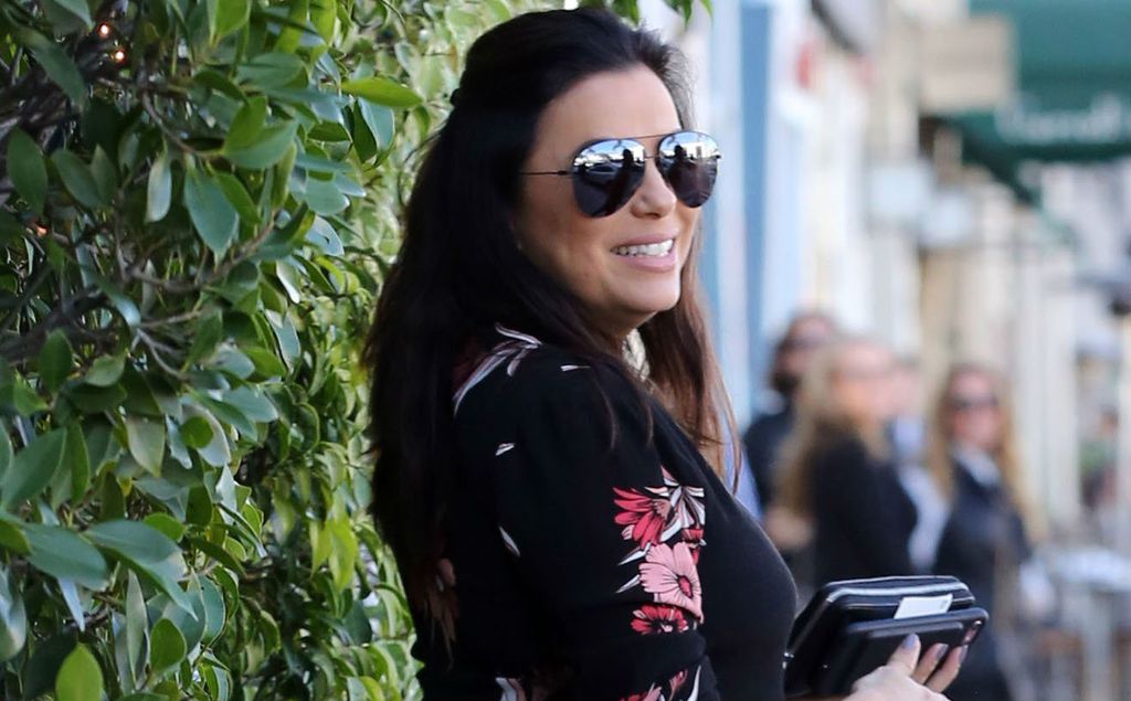 Trudna Eva Longorija u tajicama - 8