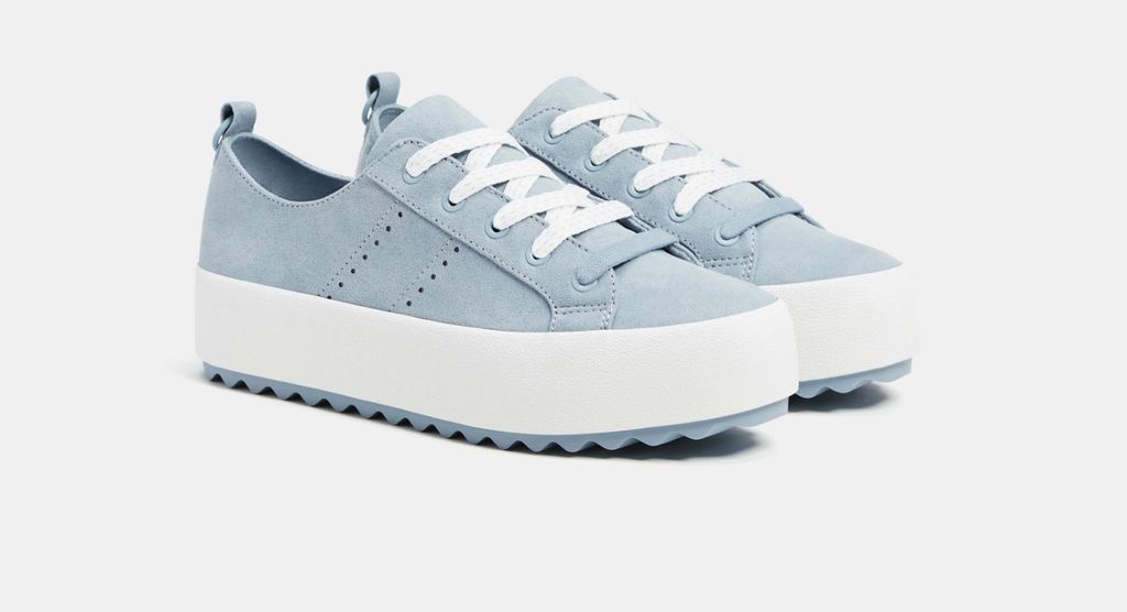 Novi modeli tenisica iz trgovina u kojima noge izgledaju duže