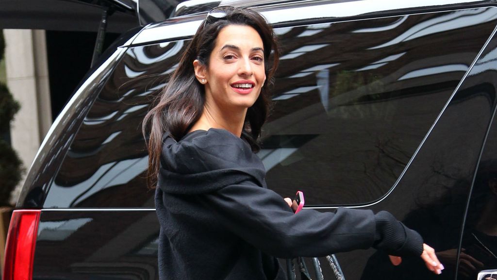 Amal Clooney - 3