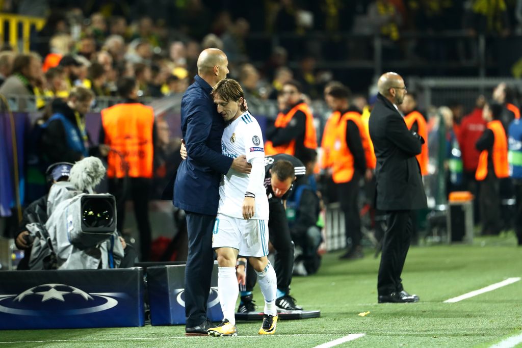 Zinedine Zidane i Luka Modrić (Foto: AFP)