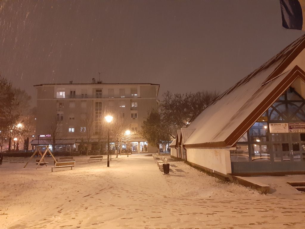 Galaxy A7 (Foto: ZIMO)