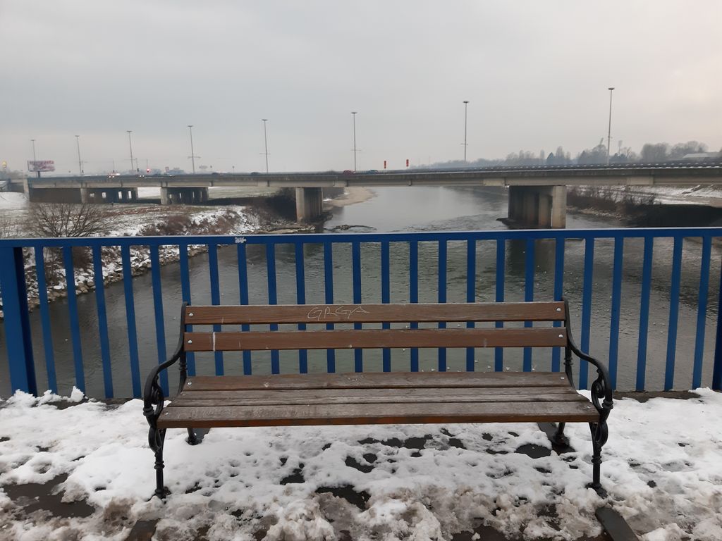Galaxy A7 (Foto: ZIMO)