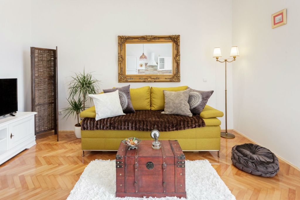 Pomno ukrašeni stan blizu Dioklecijanove palače