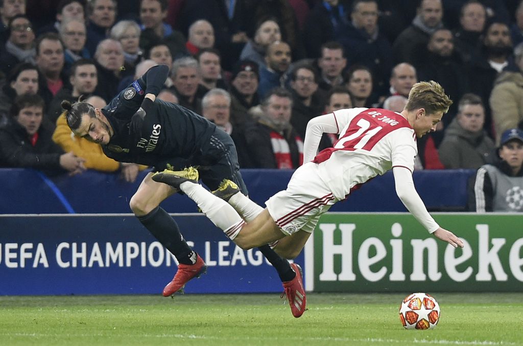 Gareth Bale i Frenkie de Jong (Foto: AFP)