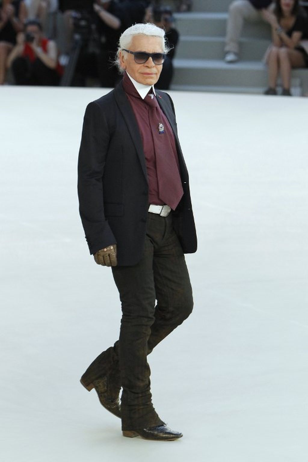 Karl Lagerfeld nakon revije modne kuće Chanel 2010. godine