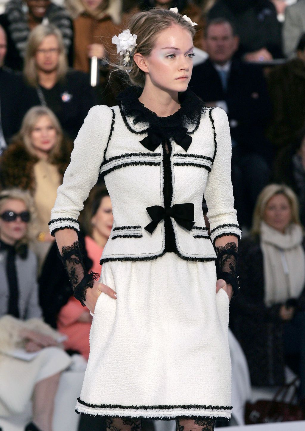 Chanelovi dvodijelni kostimi u (re)interpretaciji Karla Lagerfelda - 4
