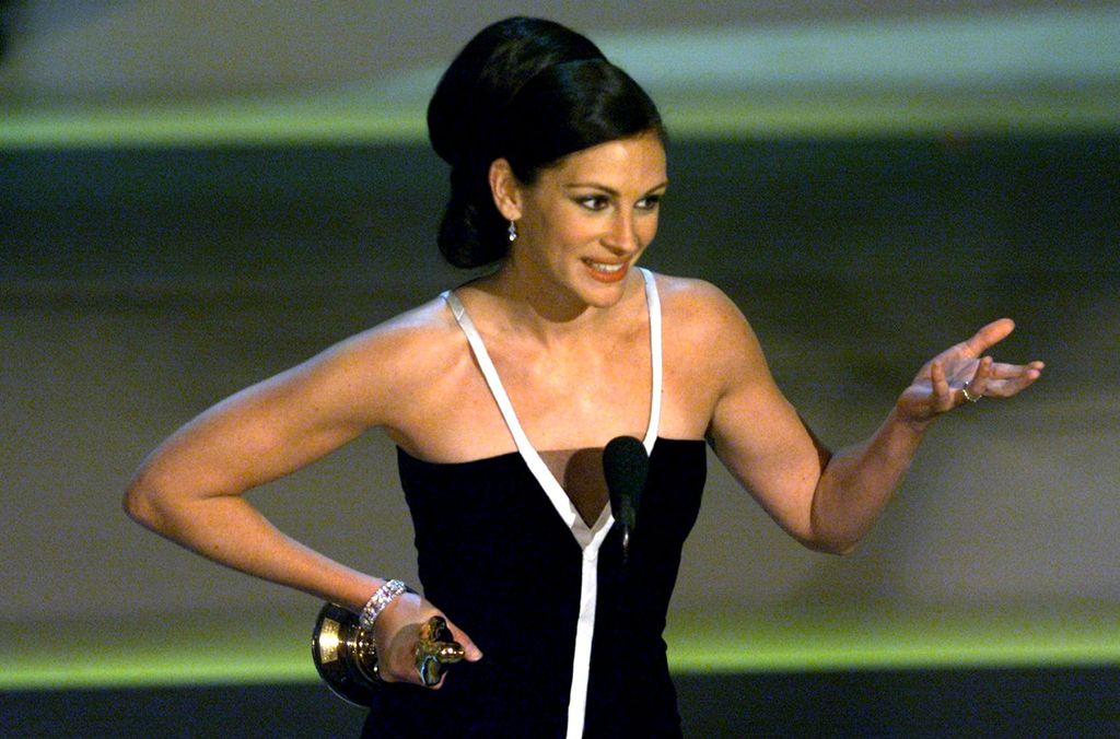 Julia Roberts u na dodjeli Oscara 2001. godine
