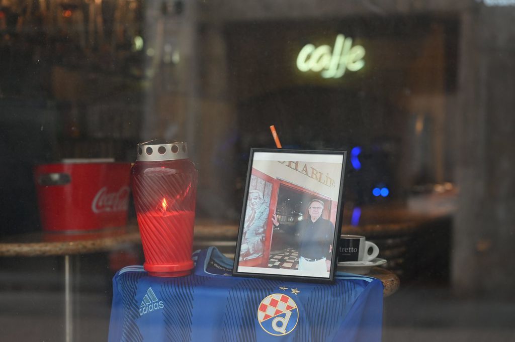 Posveta Ćiri Blaževiću u njegovu omiljenom kafiću