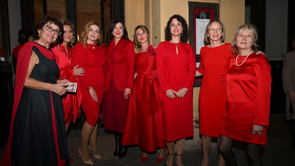 Sanja Musić Milanović u crvenoj haljini