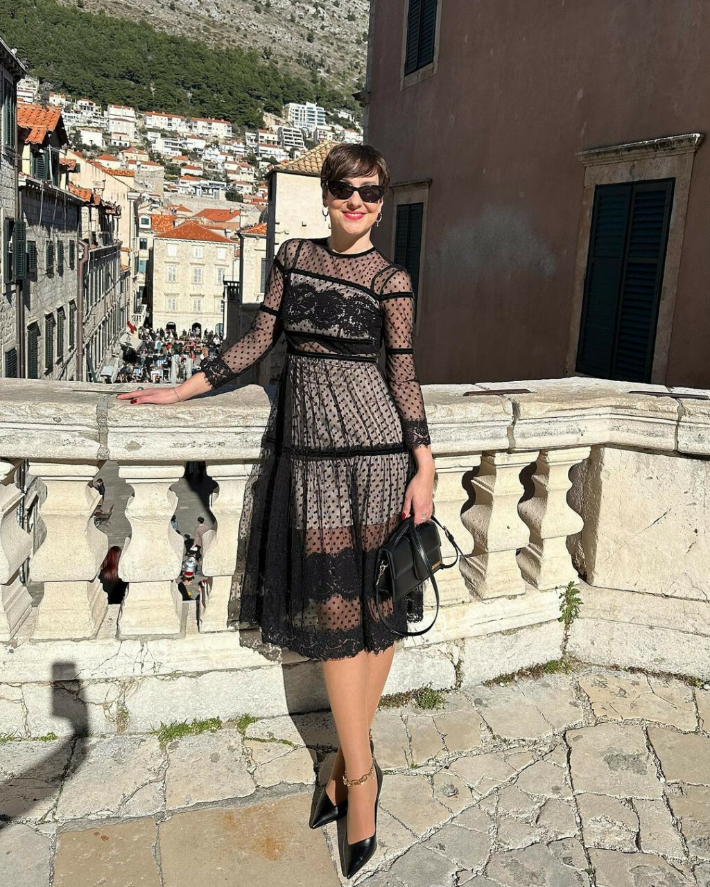 Irena Pecotić u prozirnoj haljini i štiklama Jimmy Choo - 2