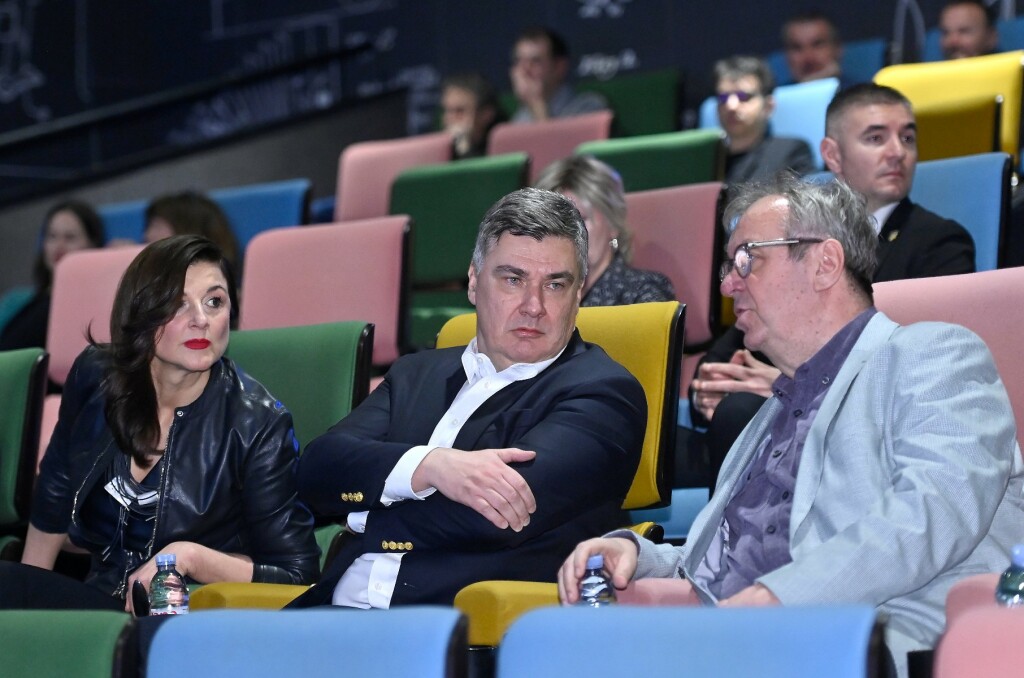 Sanja Musić Milanović i Zoran Milanović s redateljem Igorom Mirkovićem