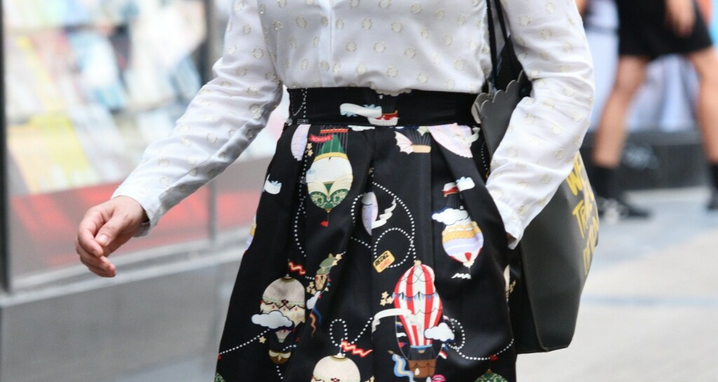 Duge suknje upečatljivog uzorka rado se nose i na hrvatskim ulicama