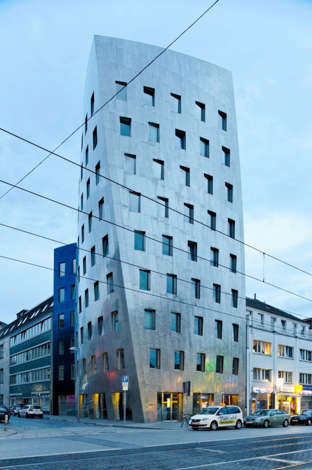 Zgrada Gehry Tower u Hannoveru