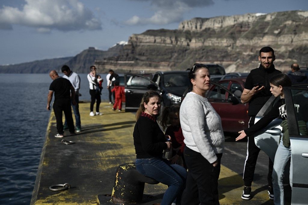 Građani masovno napuštaju Santorini nakon niza potresa - 4