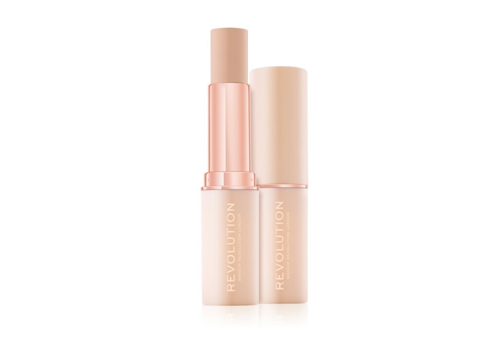 Makeup Revolution Fast Base Stick Foundation, 6,20 eura