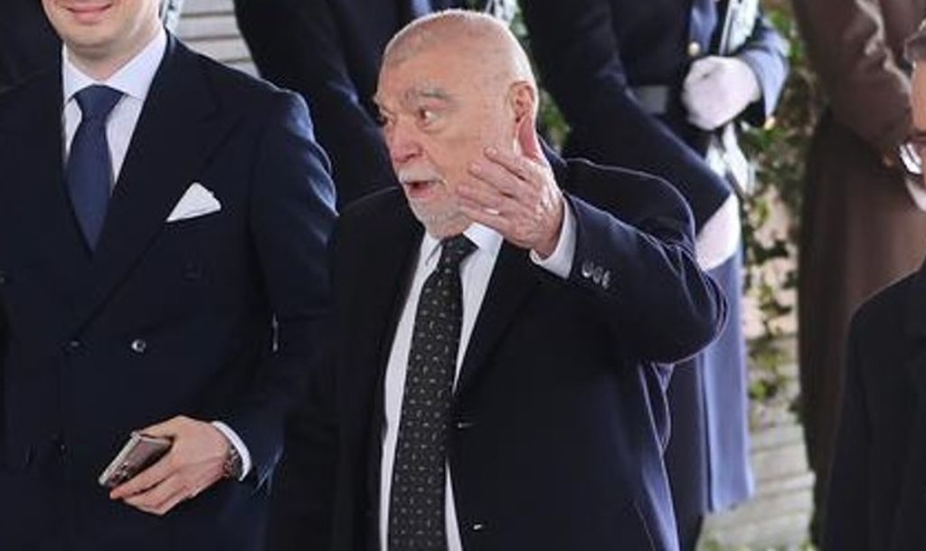 Stjepan Mesić s unukom - 3