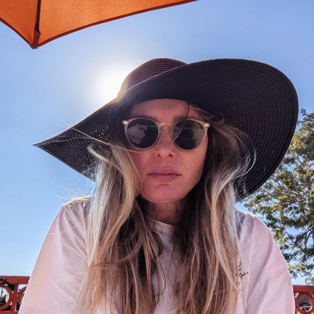 Leona Paraminski - 2