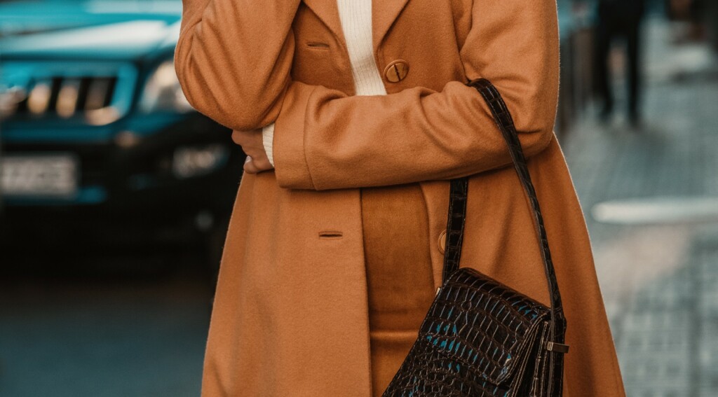 Pletene suknje ravnog kroja sjajan su izbor za posao