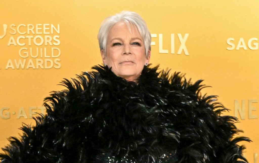 Jamie Lee Curtis u haljini modne kuće Dolce & Gabbana na dodjeli nagrada SAG u Los Angelesu - 7