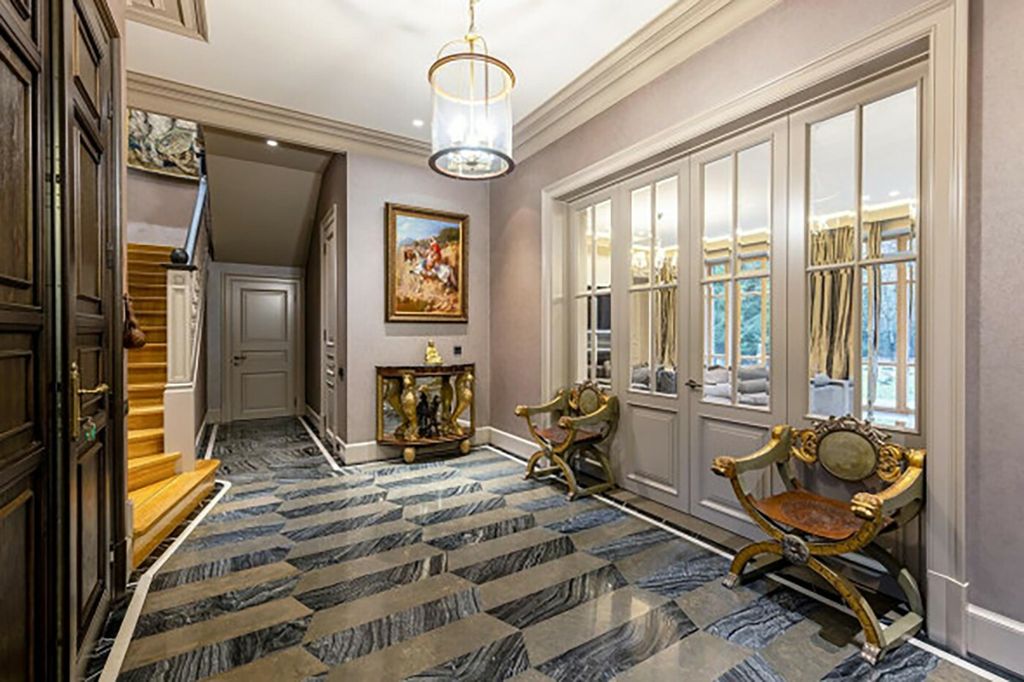 Kuća u Rusiji Stevena Seagala - 10